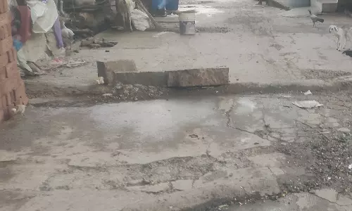 விபத்து ஏற்படும் அபாயம் விபத்து ஏற்படும் அபாயம்