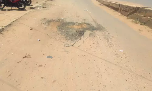 பள்ளம் சீரமைக்கப்படுமா?