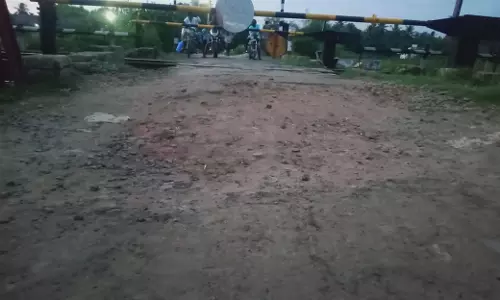 பள்ளம் மூடப்படுமா?