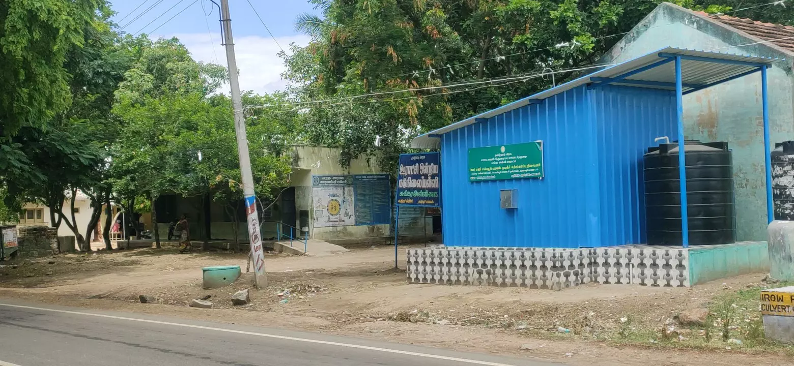 காட்சிப்பொருளான குடிநீர் நிலையம் காட்சிப்பொருளான குடிநீர் நிலையம்