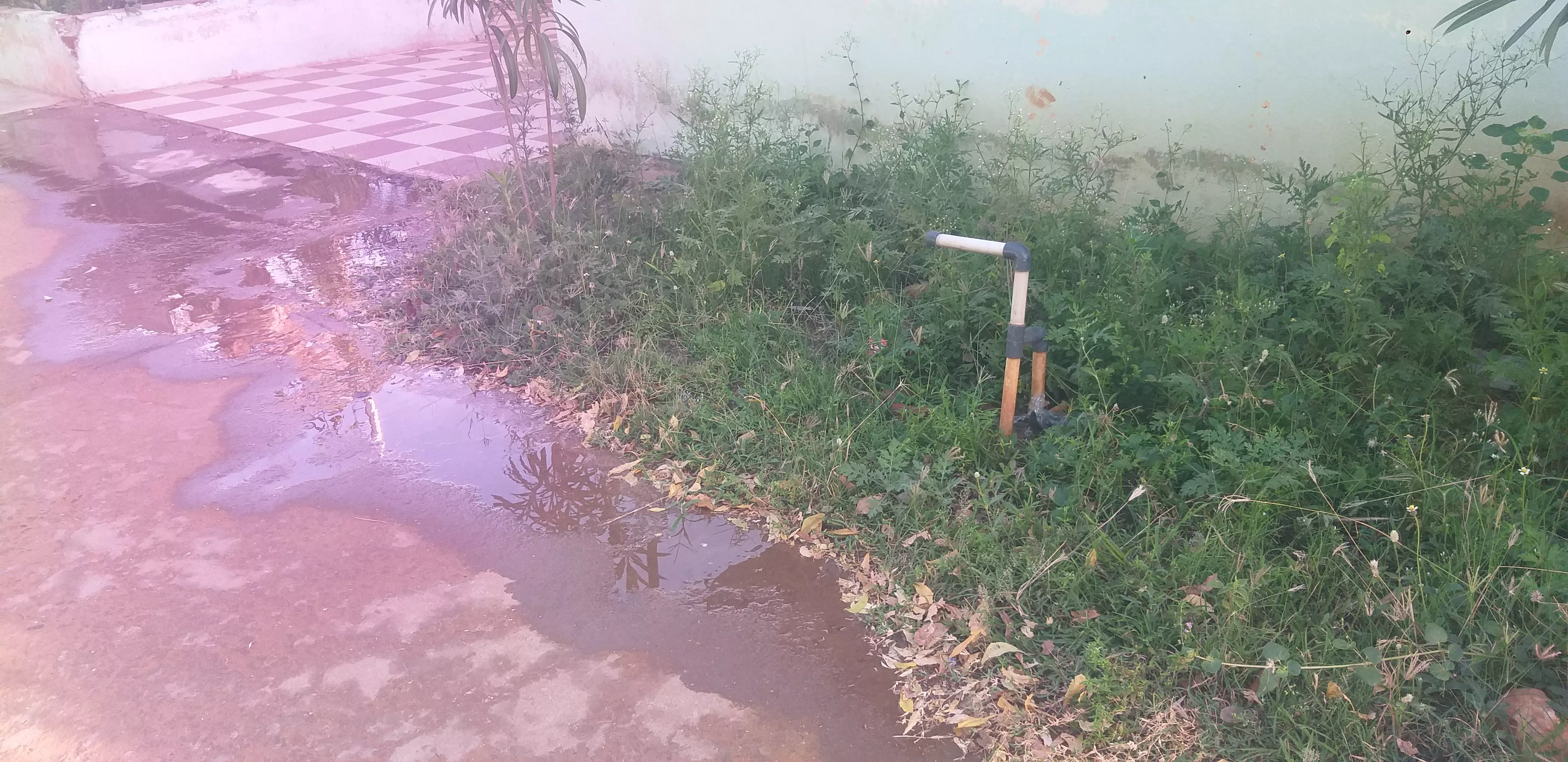 குடிநீர் குழாயில் உடைப்பு