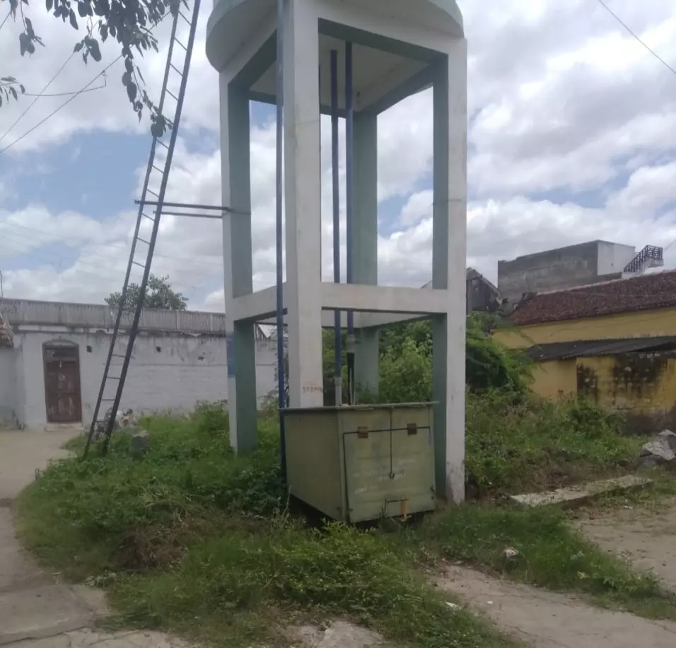 குப்பைதொட்டியை மாற்ற வேண்டும்