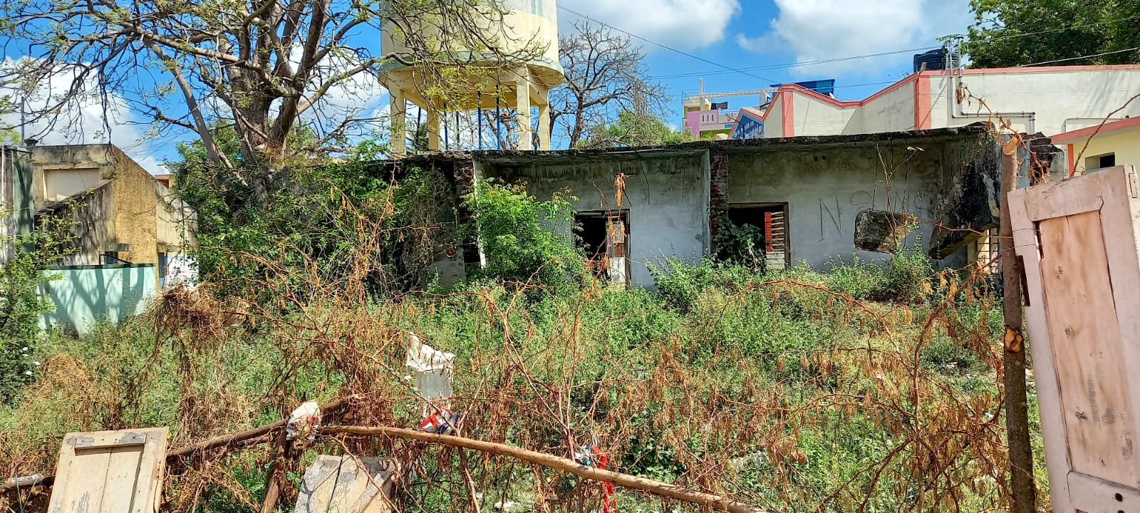 பாழைடைந்த கட்டிடம் அகற்றப்படுமா?