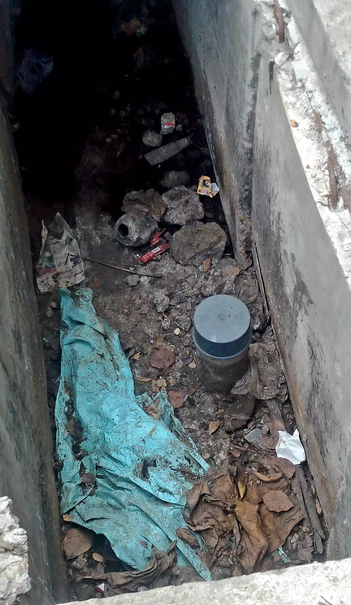 கழிவுநீர் நிலத்தடி நீரை பாதிக்கும் அபாயம்