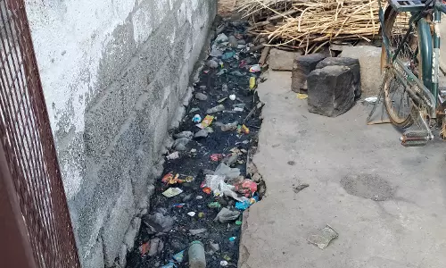 கழிவு நீர் தேக்கம்