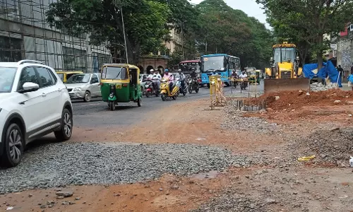 சாலை பணிகள் முடிக்கப்படுமா?