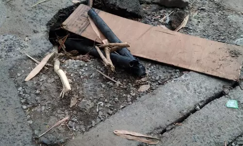 கால்வாயால் இடையூறு