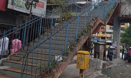 புதிய நடைபாதை அமைக்கப்படுமா? புதிய நடைபாதை அமைக்கப்படுமா?