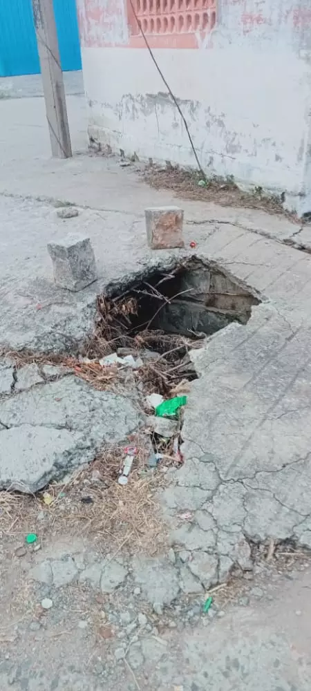 ஆபத்தான வாய்க்கால் பாலம்