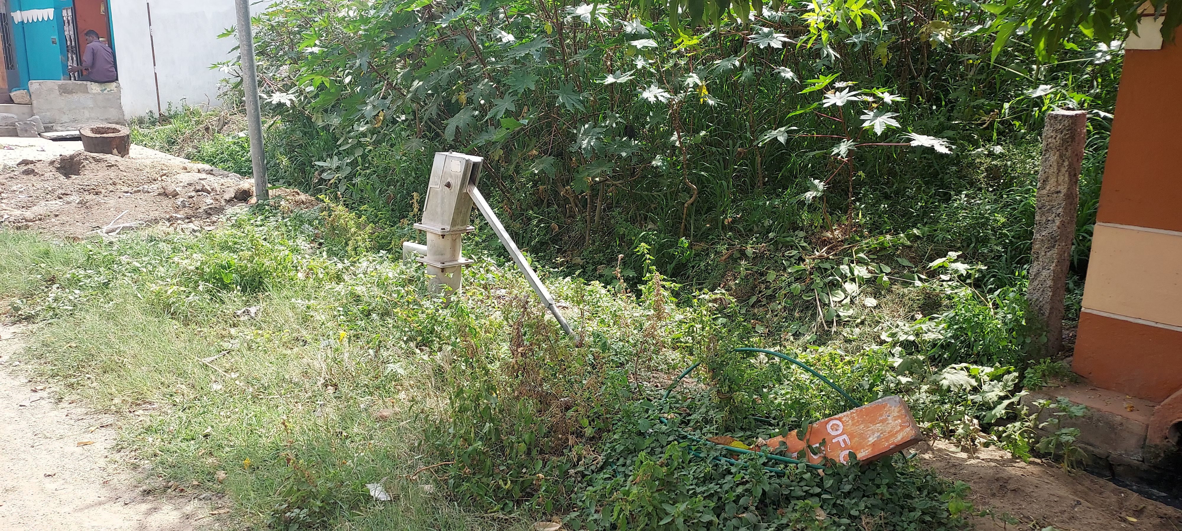 ஆழ்துணை கிணறு அடிபம்பு பழுது