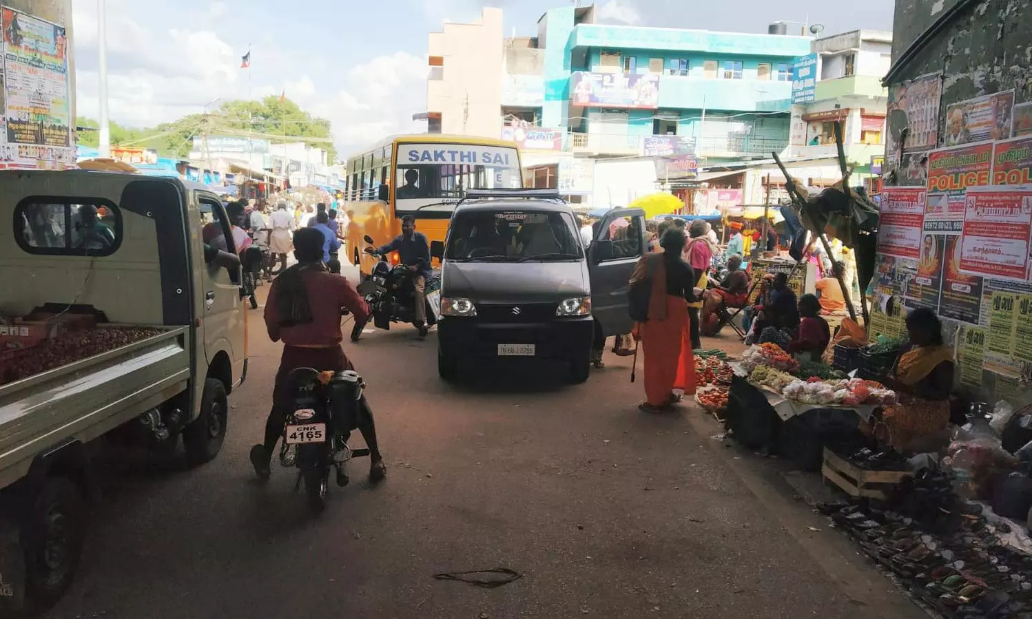 போக்குவரத்து நெரிசல் போக்குவரத்து நெரிசல்
