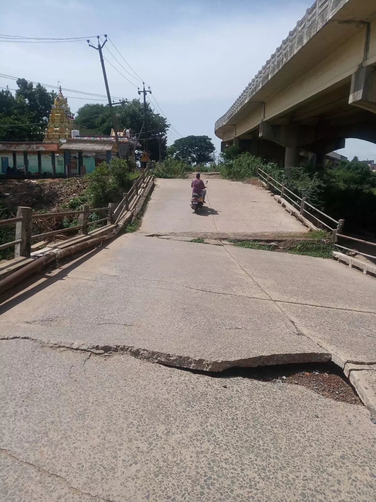 பாலம் சேதம், வேண்டும் தீர்வு பாலம் சேதம், வேண்டும் தீர்வு