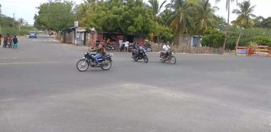 ரவுண்டானா அமையுமா?