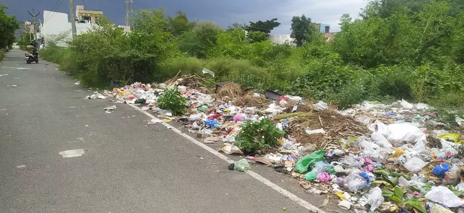 குப்பைகளால் சுகாதார சீர்கேடு