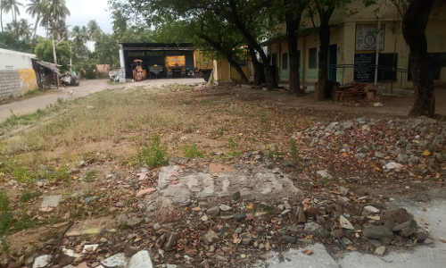 பள்ளி கட்டிடம் கட்டித்தர கோரிக்கை பள்ளி கட்டிடம் கட்டித்தர கோரிக்கை