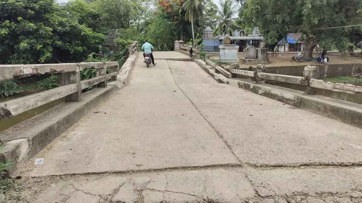 பாலம் சீரமைக்கப்படுமா?