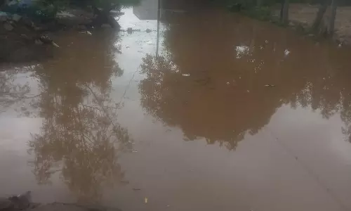 அடிப்படை வசதிகள் தேவை