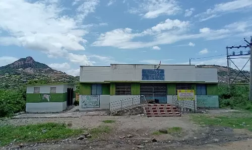 கிராம சேவை மைய கட்டிடத்தை திறப்பார்களா?