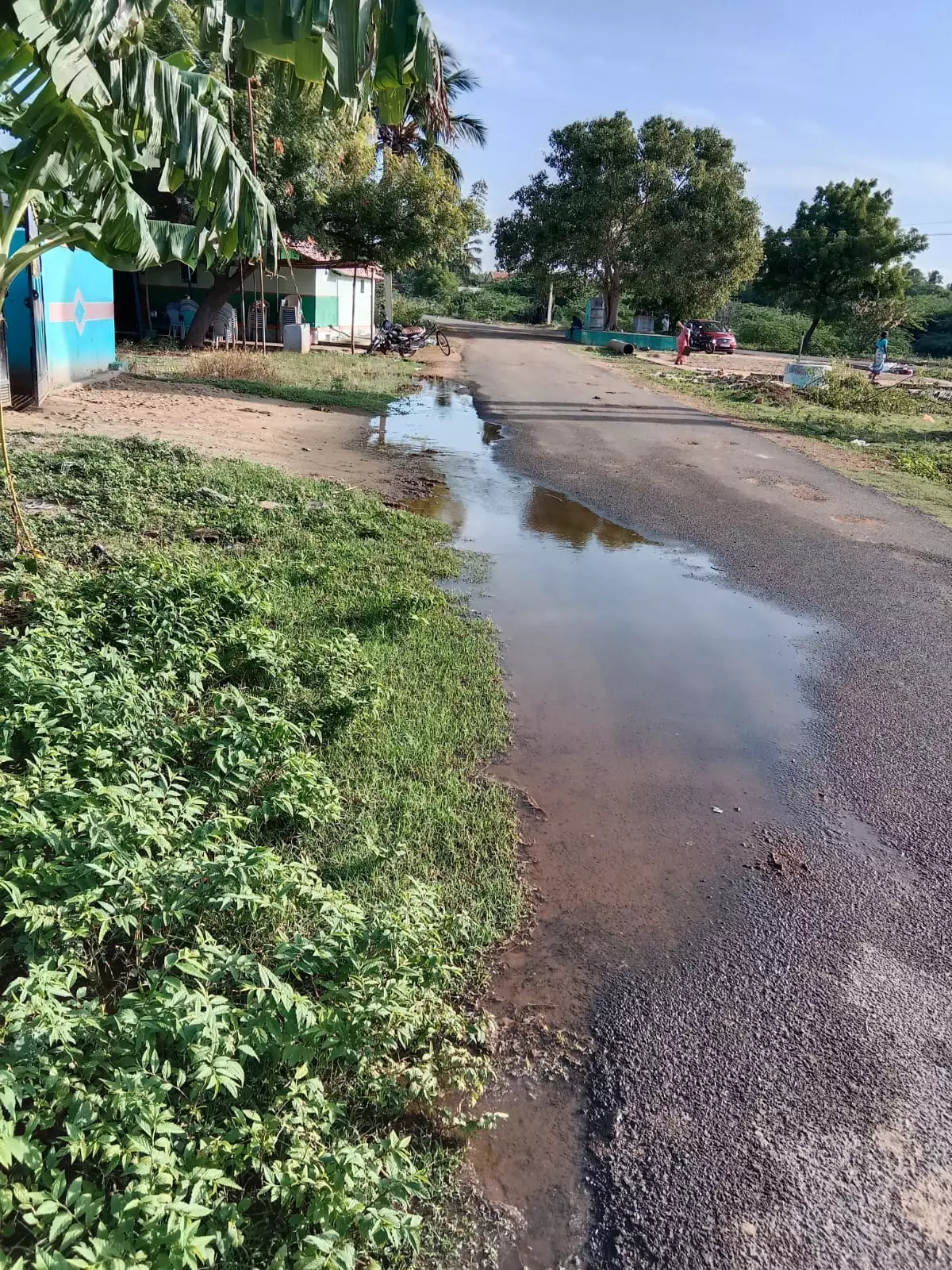 வீணாகும் குடிநீர் வீணாகும் குடிநீர்