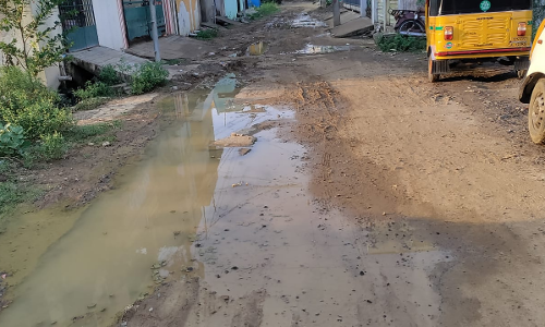 சாலை வேண்டும் சாலை வேண்டும்