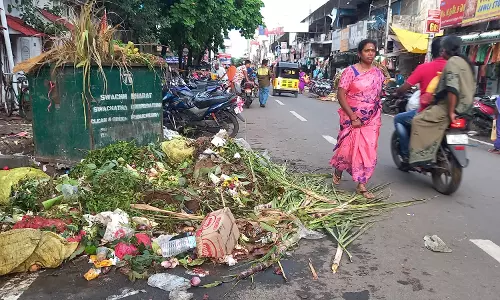 குவிந்து கிடக்கும் குப்பை