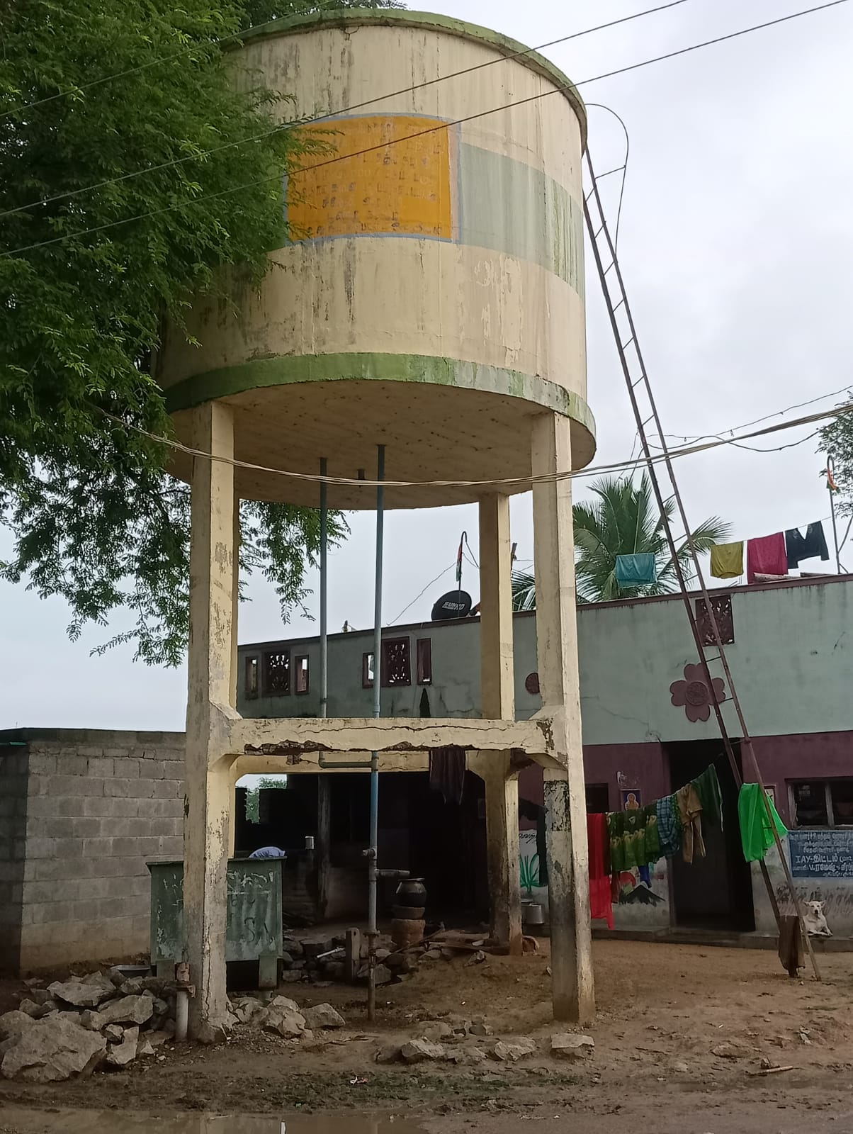 மேல்நிலை நீர்த்தேக்க தொட்டி அகற்றப்படுமா? மேல்நிலை நீர்த்தேக்க தொட்டி அகற்றப்படுமா?