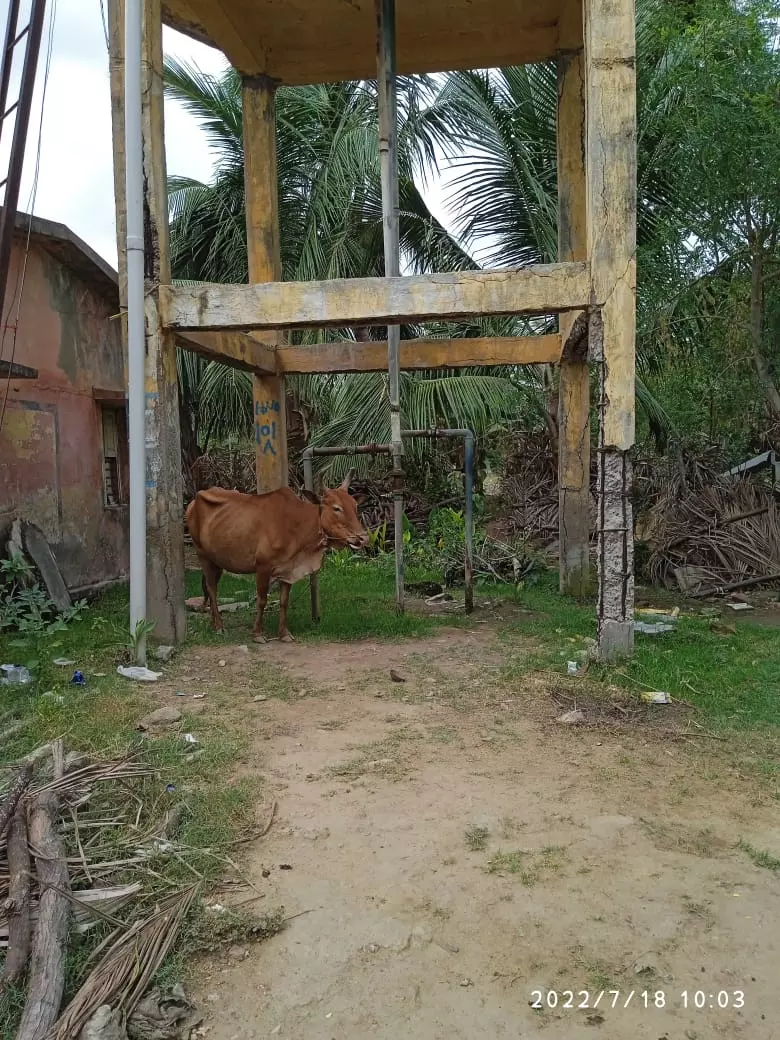 அபாயகரமான மேல்நிலை நீர்த்தேக்க தொட்டி