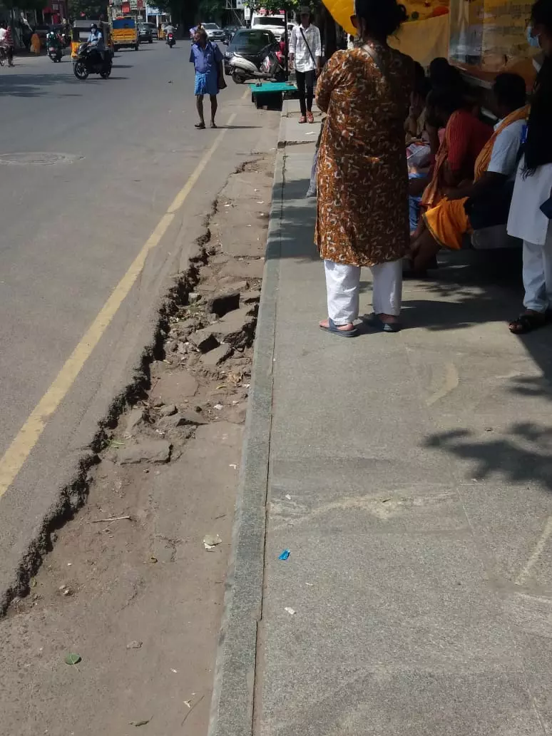 ஆபத்தான பள்ளம்