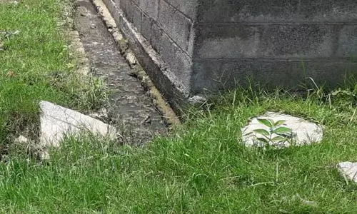 முறையாக கட்டப்படாத கால்வாய்