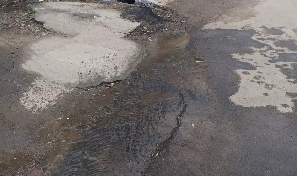 வீணாகும் குடிநீா்