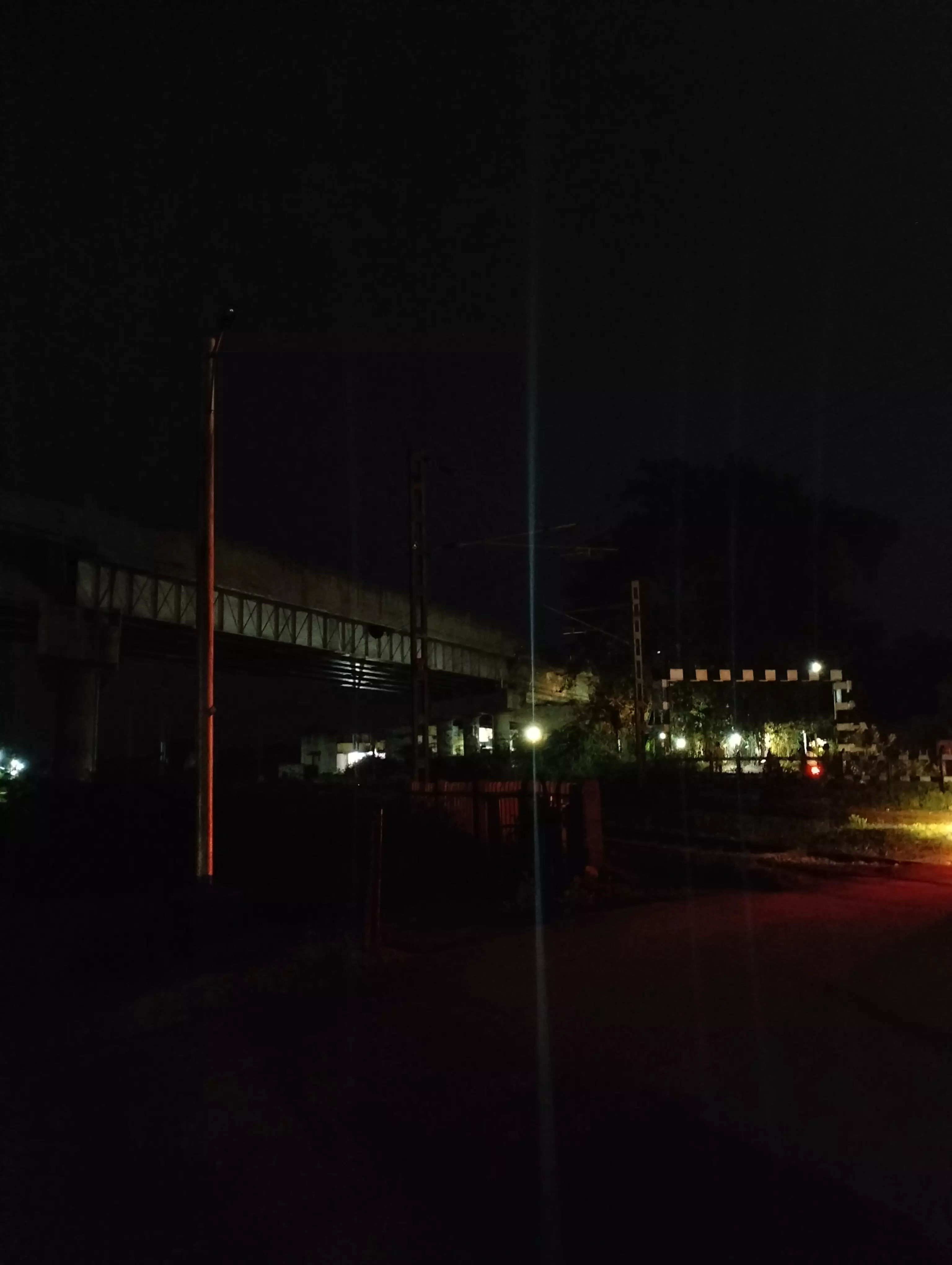 எரியாத மின்விளக்கு எரியாத மின்விளக்கு