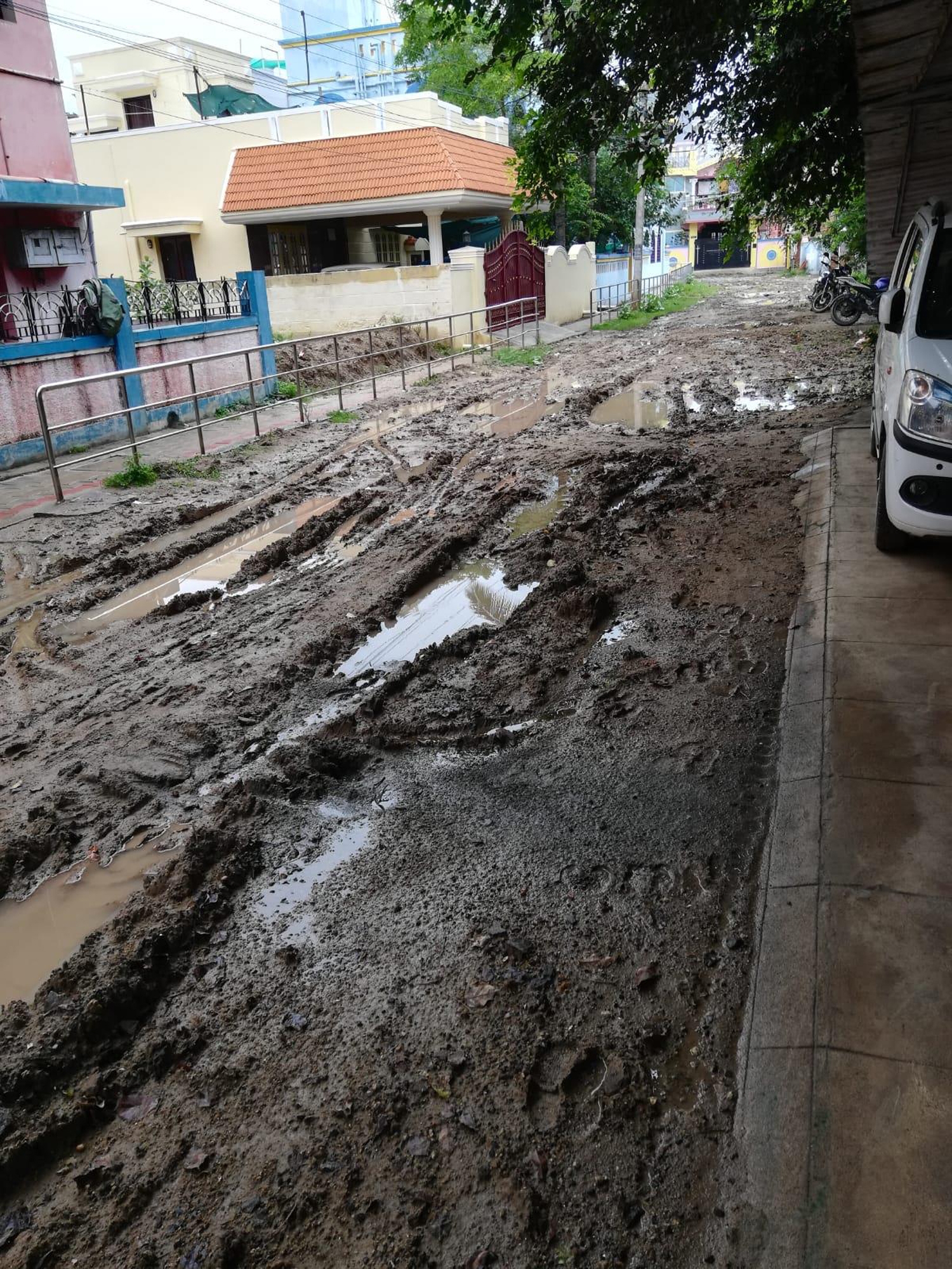 சாலையை சீர் செய்வார்களா?