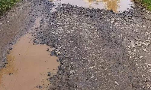 சீரமைக்க வேண்டும் சீரமைக்க வேண்டும்