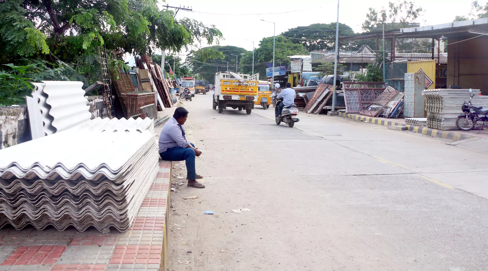 ஆக்கிரமிப்பு அகற்றப்படுமா? ஆக்கிரமிப்பு அகற்றப்படுமா?