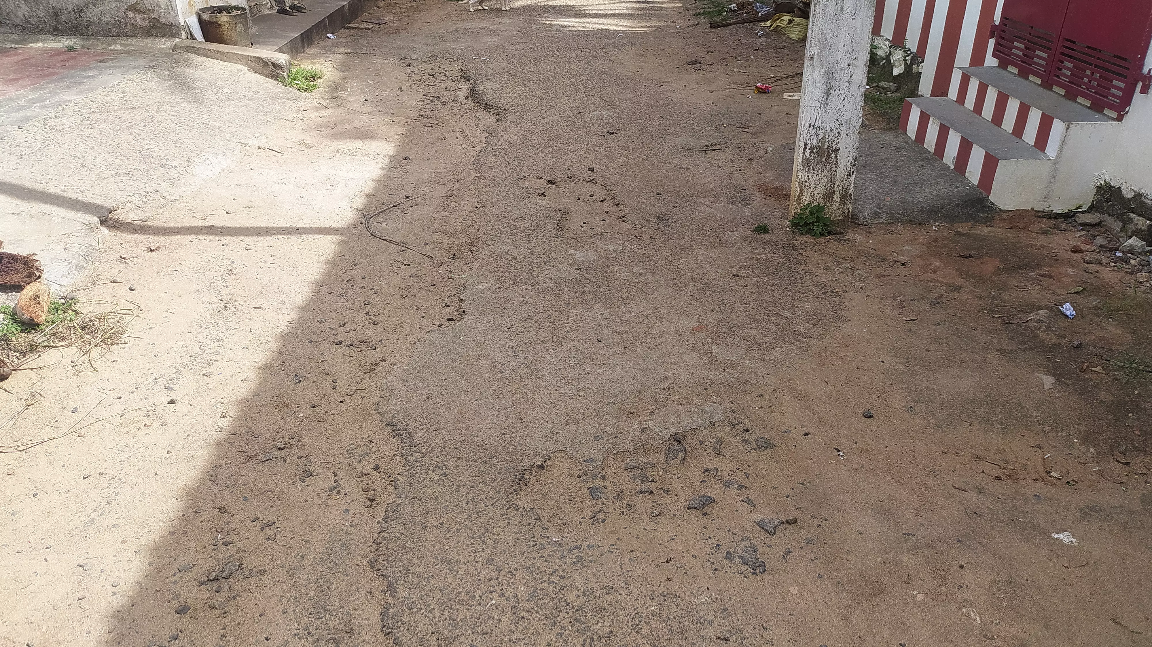 சாலை சீரமைக்கப்படுமா? சாலை சீரமைக்கப்படுமா?