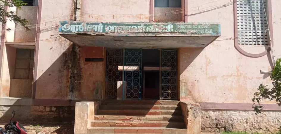 மாணவர் விடுதி பராமரிக்கப்படுமா?