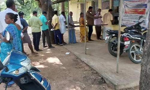 மின் கட்டணம் செலுத்த கூடுதல் கவுண்ட்டர் தேவை