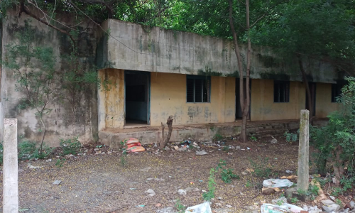 பாழாகும் கட்டிடங்கள்