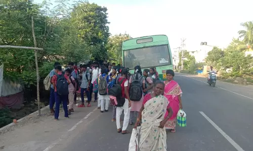 அரசு பஸ்களை பராமரிப்பார்களா?