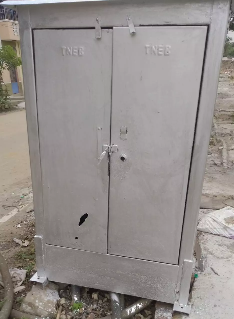 மின் இணைப்பு பெட்டி சரி செய்யப்பட்டது