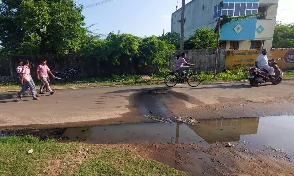 தொற்று நோய்கள் பரவும் அபாயம் தொற்று நோய்கள் பரவும் அபாயம்