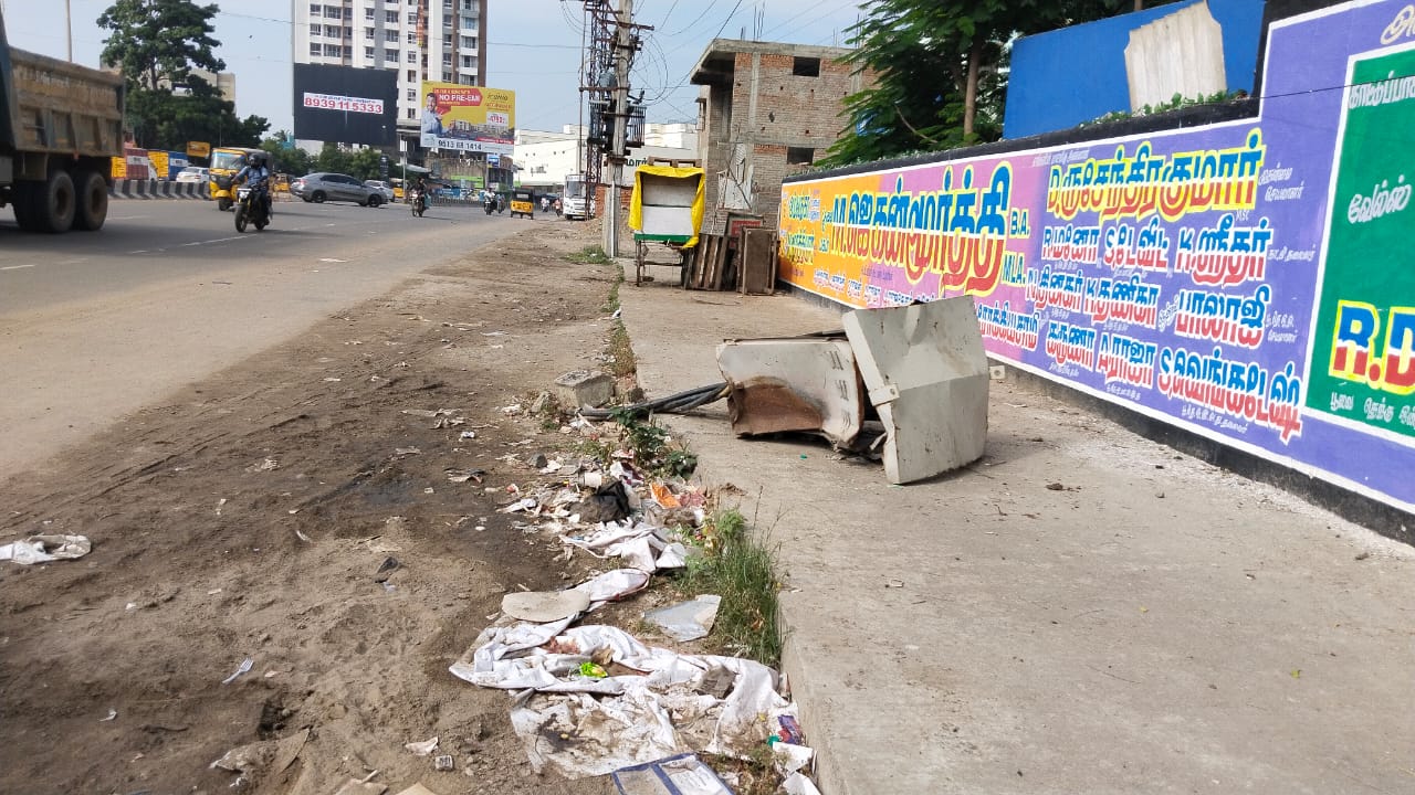 மின் இணைப்பு பெட்டி சேதம் மின் இணைப்பு பெட்டி சேதம்