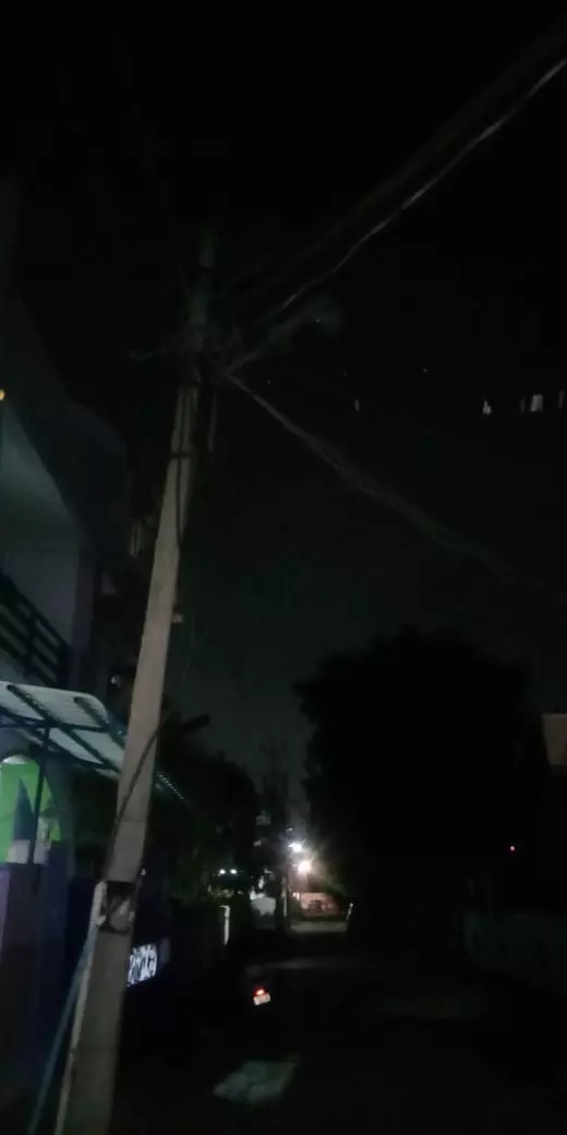 எரியாத விளக்குகள்