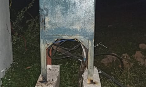 மின் இணைப்பு பெட்டி சரி செய்யப்பட்டது