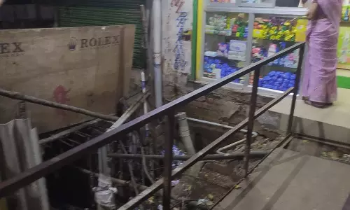 தாமதமாகும் கால்வாய் அமைக்கும் பணி தாமதமாகும் கால்வாய் அமைக்கும் பணி