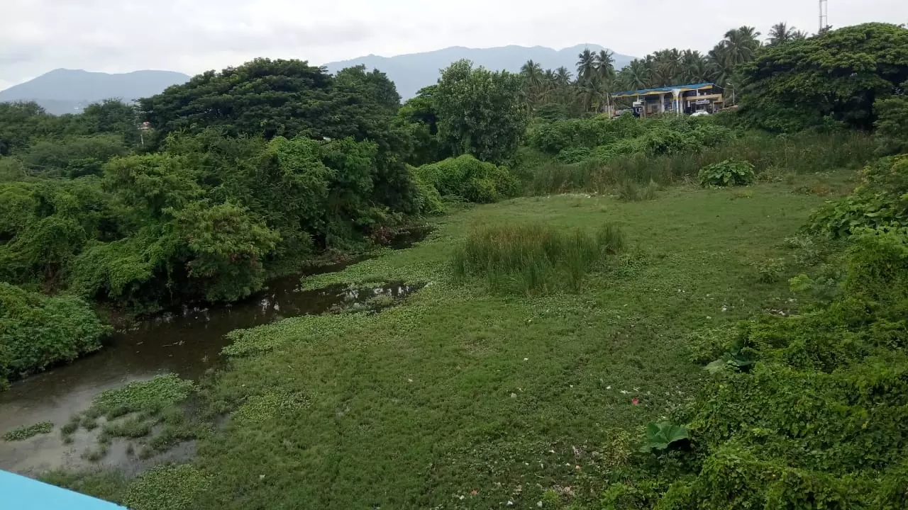 கால்வாய் அமைக்க வேண்டும்