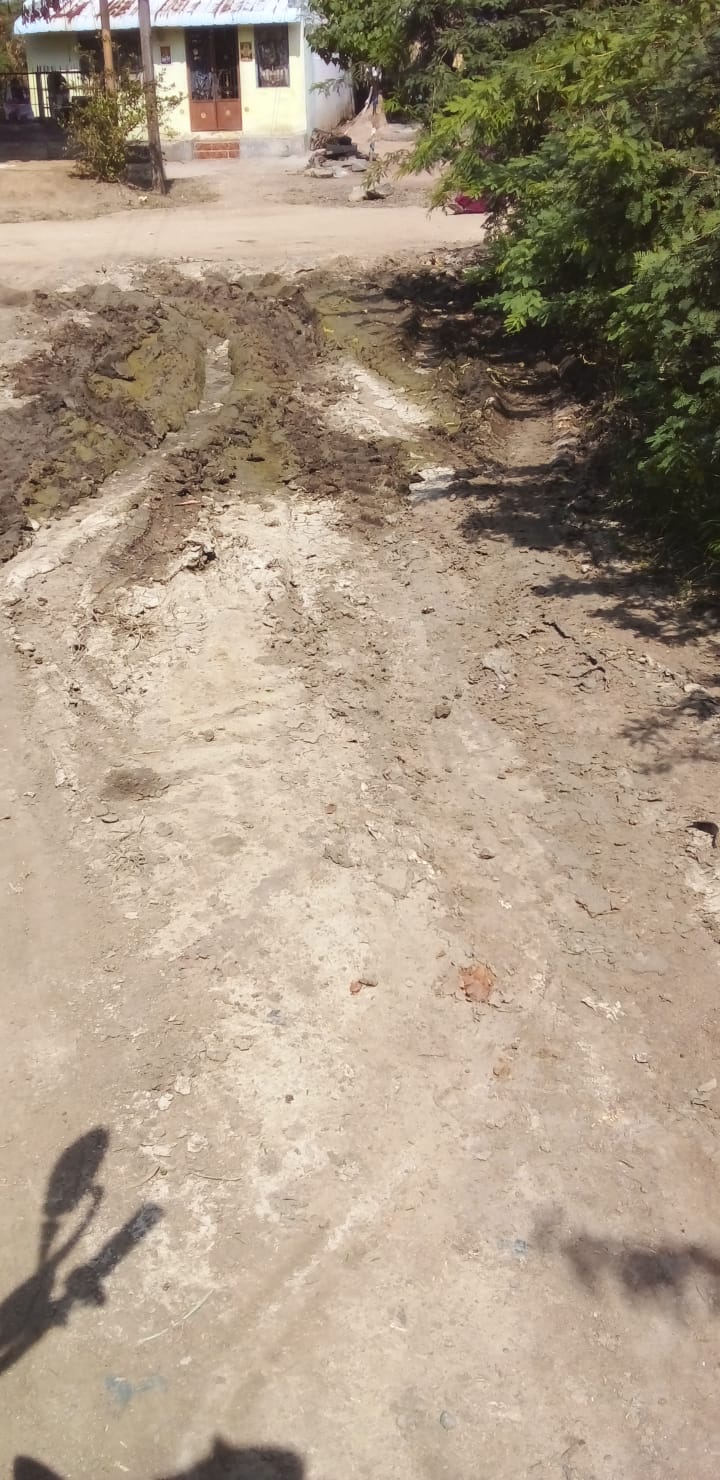 சிமெண்டு சாலை அமைக்கப்படுமா? சிமெண்டு சாலை அமைக்கப்படுமா?