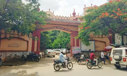 சுகாதார வளாகத்தை பராமரிக்க வேண்டும்