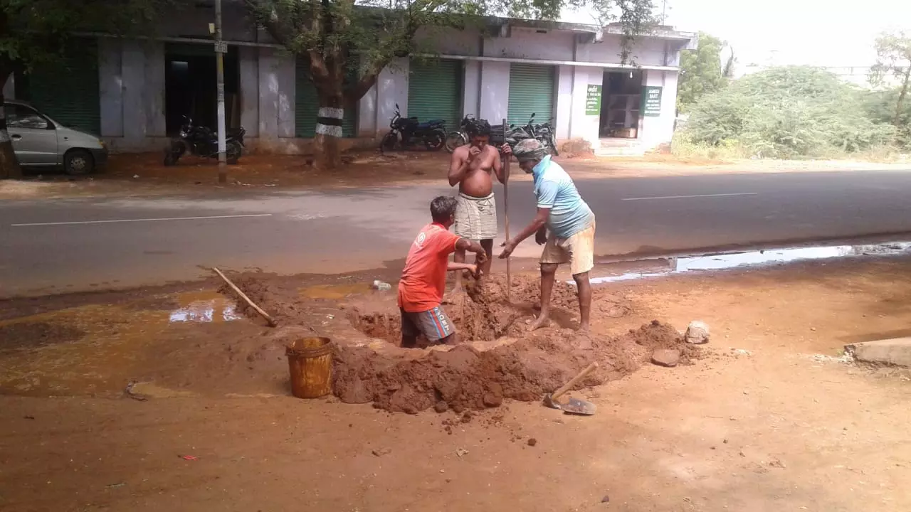 புகார் பெட்டி செய்தி எதிரொலி; குடிநீர் குழாய் உடைப்பு சீரமைப்பு