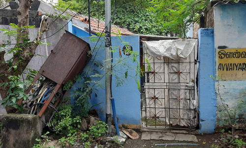 மின் இணைப்பு பெட்டியும், ஆபத்தும் மின் இணைப்பு பெட்டியும், ஆபத்தும்